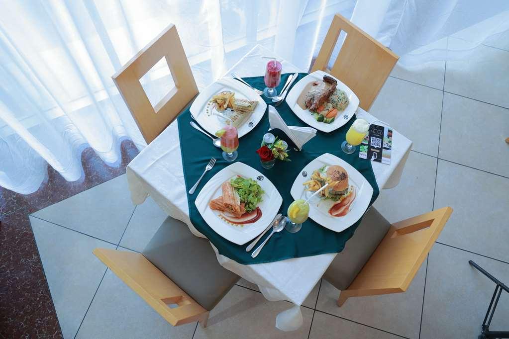 Ambassador Hotel Addis Ababa Restoran gambar